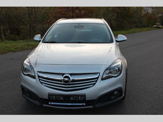Opel Insignia 2,0CDTi 120kW 4x4 Country Tour